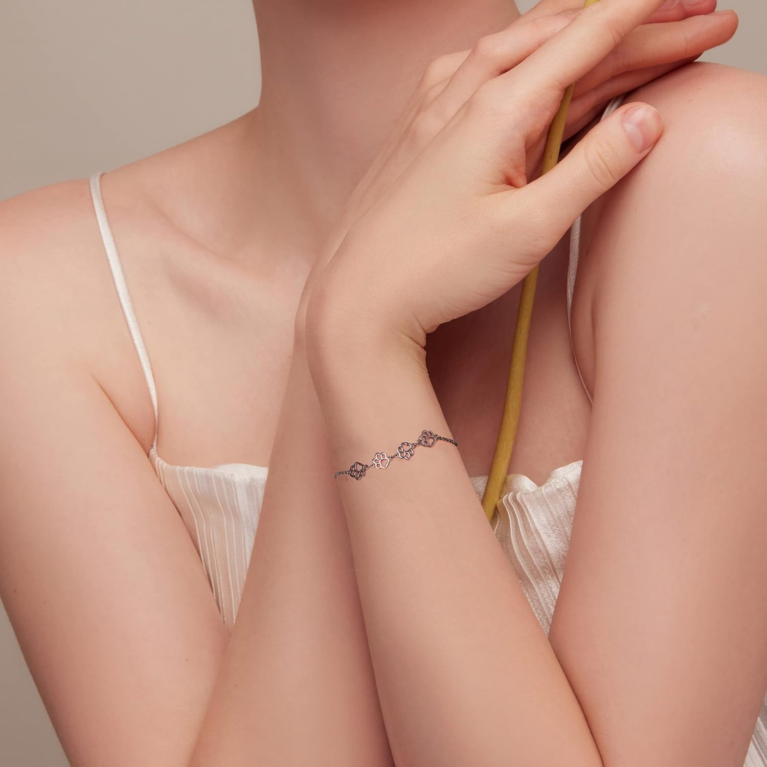 Sterling Silver Bracelet with Paw Print – Adjustable Fit