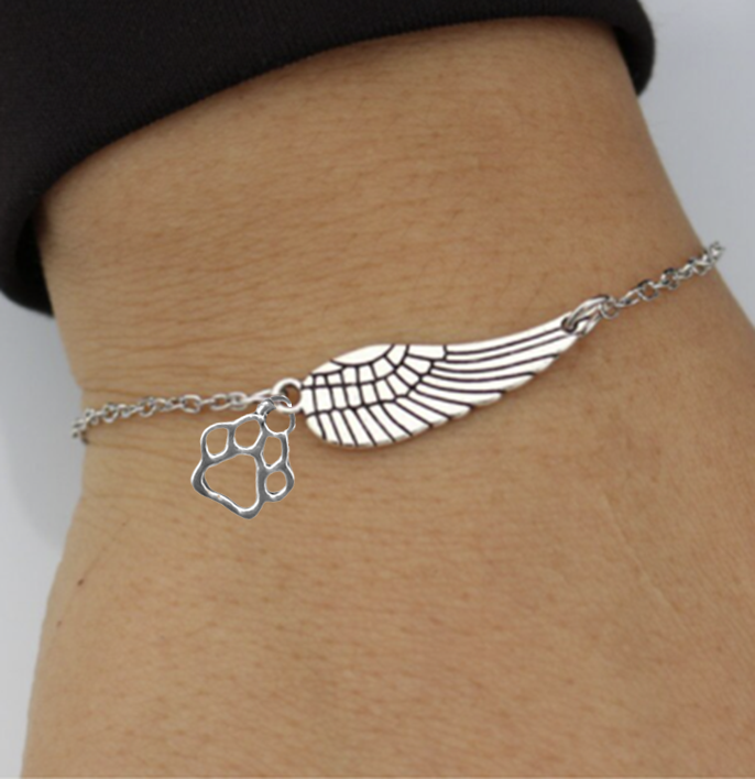 Silver memorial bracelet with angel wing and paw print | Handmade