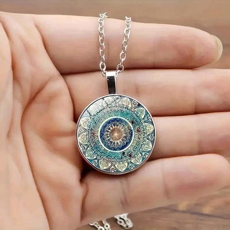 Vintage Mandala Blue Round Necklace 